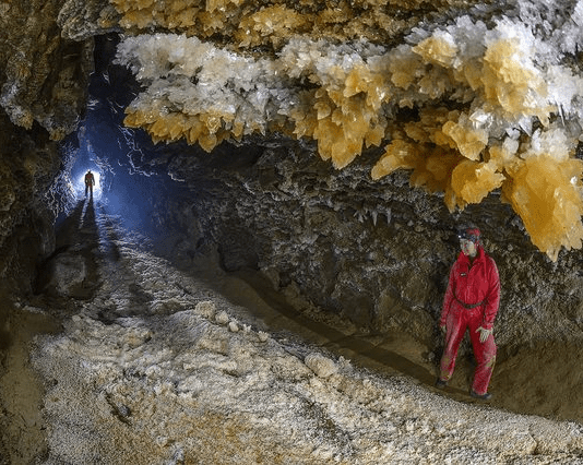 Подольские гипсы: месторождения, применение и добыча минерала