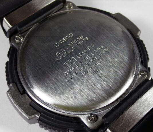 Часы с компасом: особенности