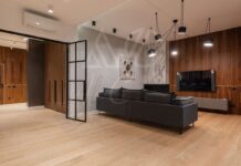 Ok, Google, який плінтус для підлоги вибрати при ремонті?