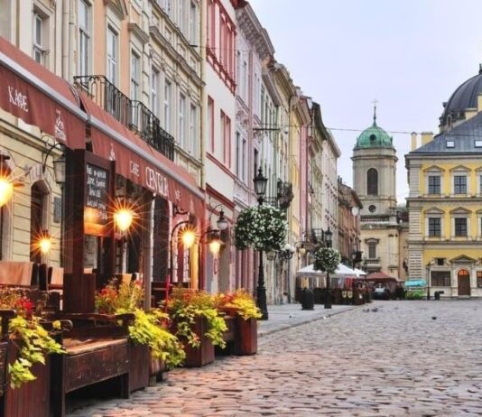 Львов на колесах: открой для себя город с персональным водителем!