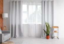 Стильні штори у будинку: який матеріал служитиме найдовше