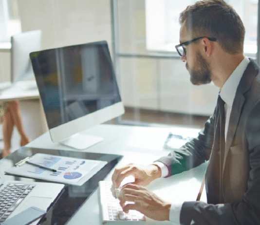 Почему ноутбук стал работать медленно?